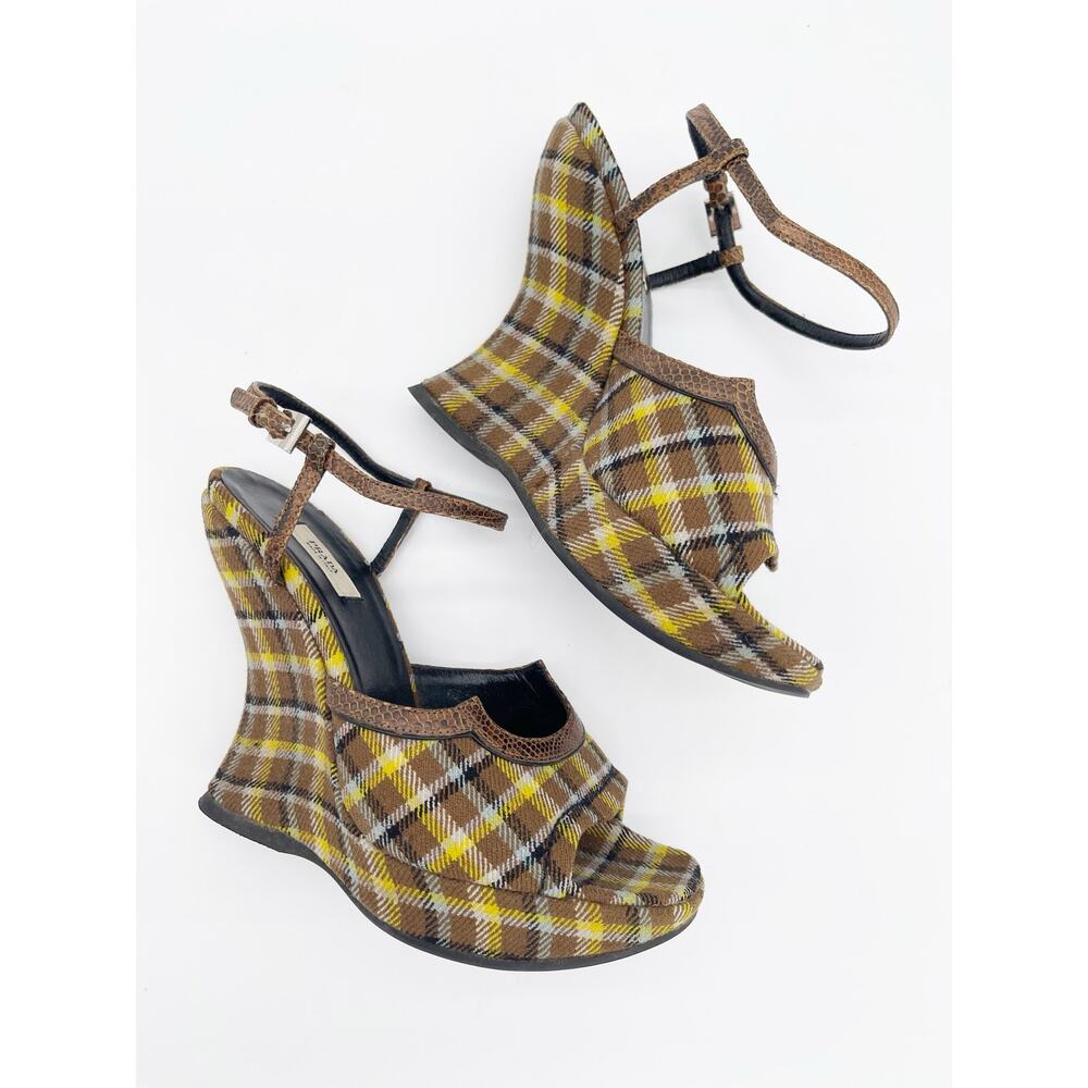 Prada Fall 2004 Runway Brown Yellow Plaid Preppy Sculptural Wedge Sandals IT 35 - Picture 5 of 13